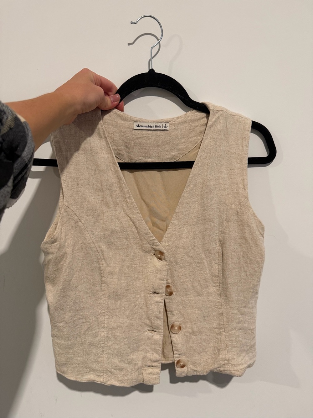 Abercrombie & Fitch Cream Linen V-Neck Button Front Vest Top